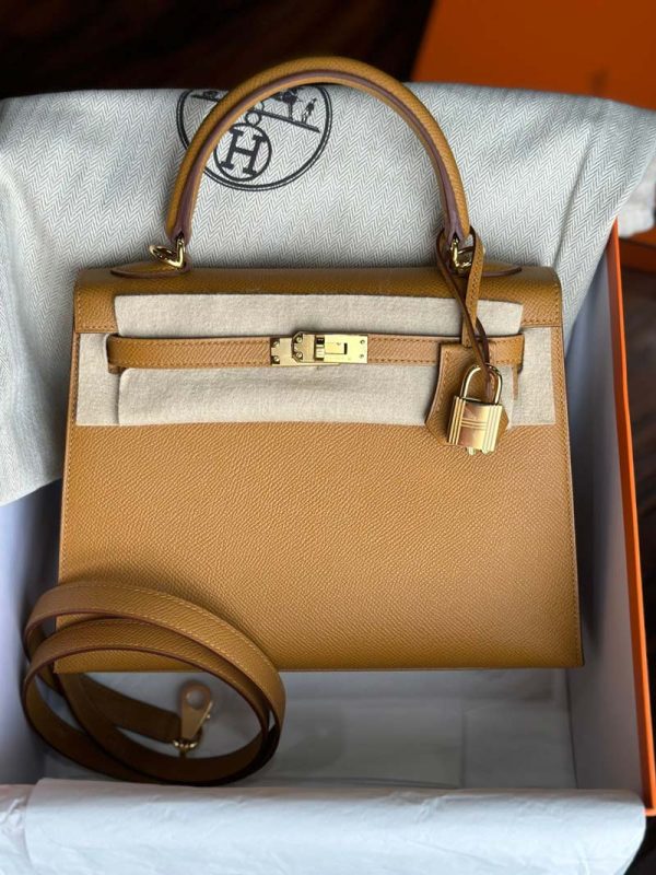 Hermès Kelly Sellier 25 Sesame Epsom Gold Hardware